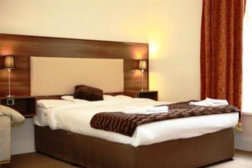 фото отеля The Kingston Hotel