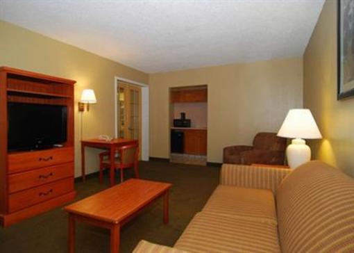 фото отеля Quality Inn & Suites Odessa (Texas)