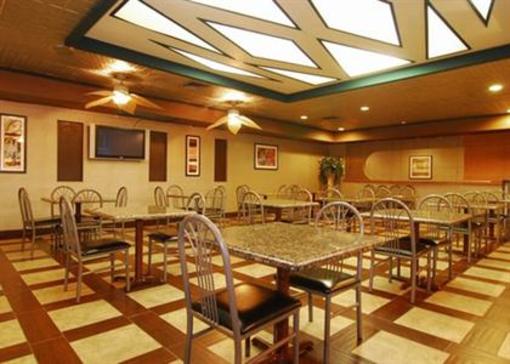 фото отеля Quality Inn & Suites Odessa (Texas)