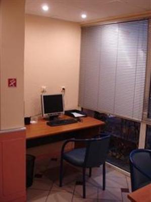 фото отеля Comfort Hotel Airport CDG