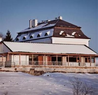 фото отеля Hotel Lisensky Dvur