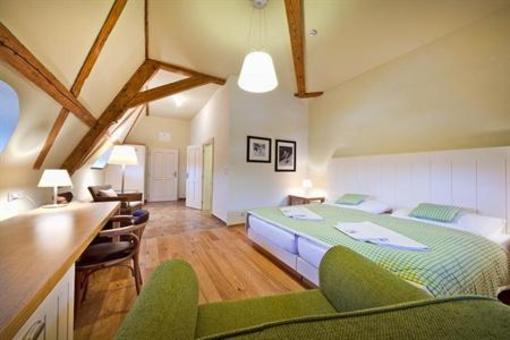фото отеля Hotel Lisensky Dvur