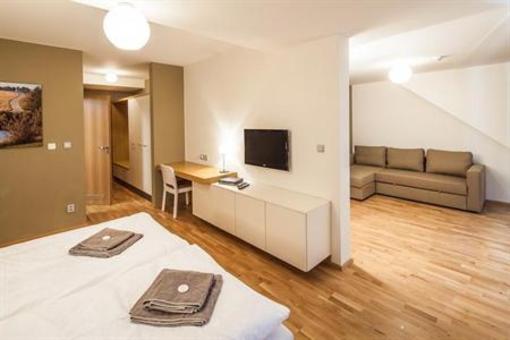 фото отеля Hotel Lisensky Dvur