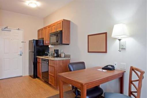 фото отеля Candlewood Suites Santa Maria