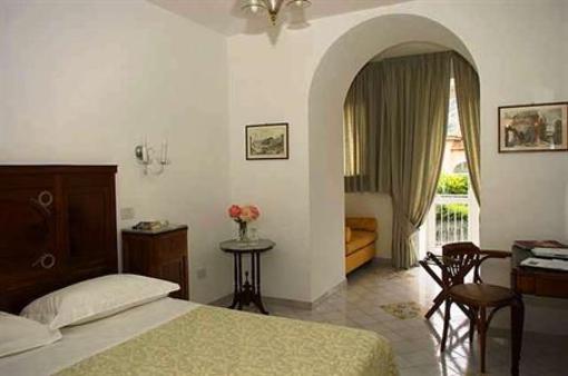 фото отеля Villa Maria Hotel