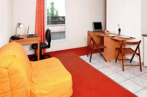 фото отеля Sejours And Affaires Residence Nantes Atlantique