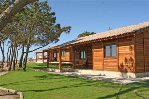 фото отеля Bungalows at Ericeira Camping