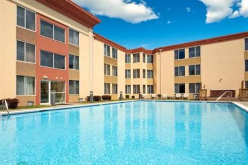 фото отеля Holiday Inn Allentown Breinigsville