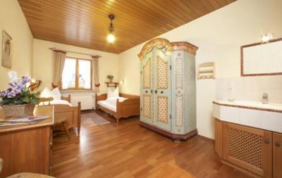 фото отеля Haus Anton Garmisch-Partenkirchen