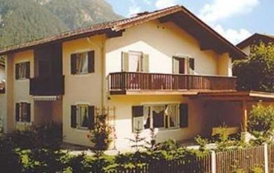 фото отеля Haus Anton Garmisch-Partenkirchen