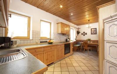 фото отеля Haus Anton Garmisch-Partenkirchen