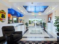 Super 8 183 Airport