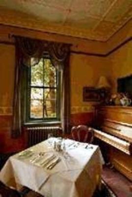 фото отеля Jamison House & The Rooster Restaurant