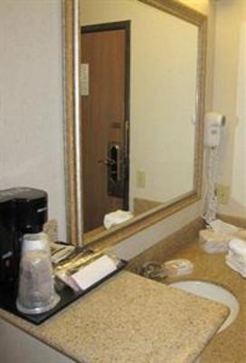 фото отеля Best Western Airport Inn Warwick (Rhode Island)