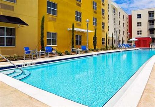 фото отеля TownePlace Suites Tampa Westshore Airport
