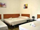 фото отеля Hostal Helena 2