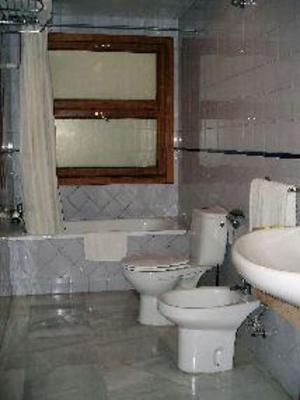 фото отеля Hostal Puerta Carmona Seville (Spain)