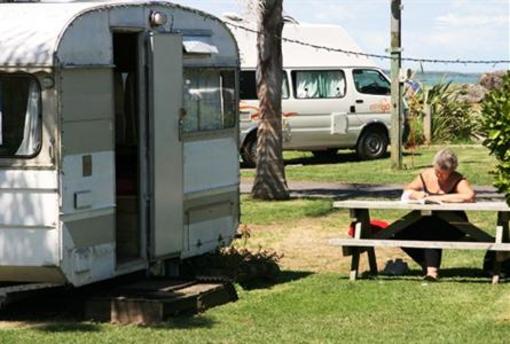 фото отеля Takapuna Beach Holiday Park
