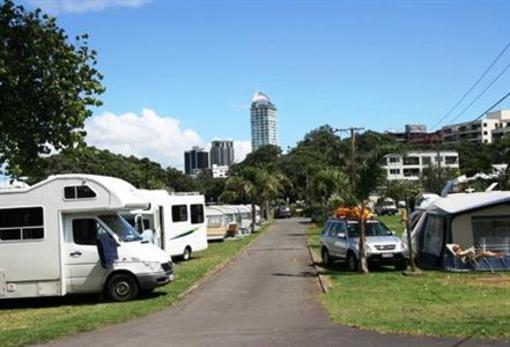 фото отеля Takapuna Beach Holiday Park