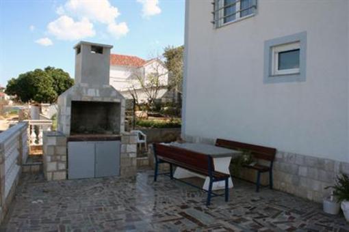 фото отеля Apartments Curic Trogir Kralja Tomislava