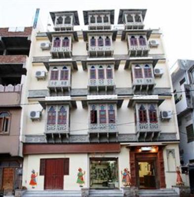 фото отеля Hotel Govindham Palace