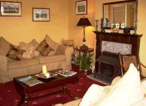 фото отеля Oakbank House Hotel
