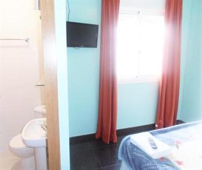 фото отеля Hostal Numancia Madrid