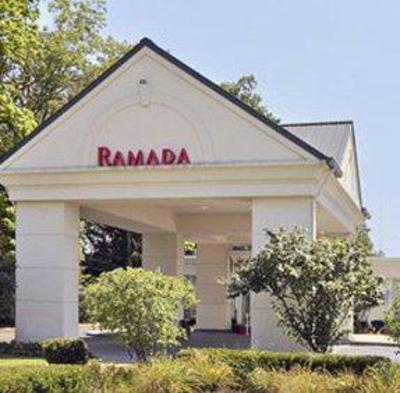 фото отеля Ramada Inn East Airport