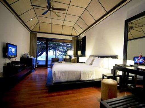 фото отеля Lily Beach Resort & Spa