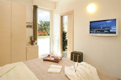 фото отеля Holiday Fever B&B Alghero