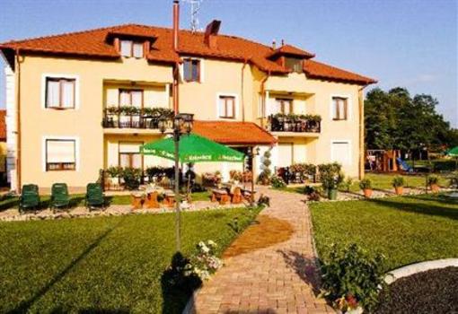 фото отеля Szerencsemak Panzio