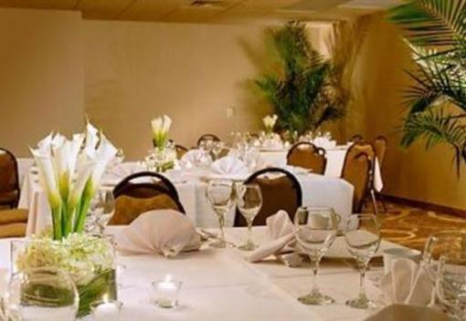 фото отеля Fairfield Inn & Suites Cincinnati North Sharonville