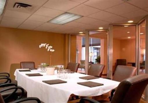 фото отеля Fairfield Inn & Suites Cincinnati North Sharonville