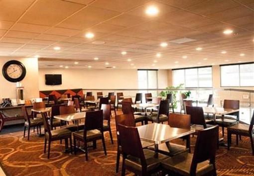 фото отеля Fairfield Inn & Suites Cincinnati North Sharonville