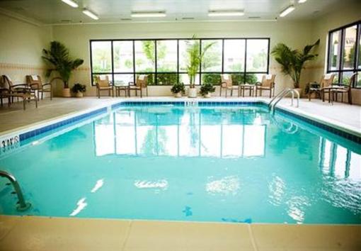фото отеля Fairfield Inn & Suites Cincinnati North Sharonville