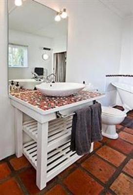 фото отеля Ballinderry, The Robertson Guest House