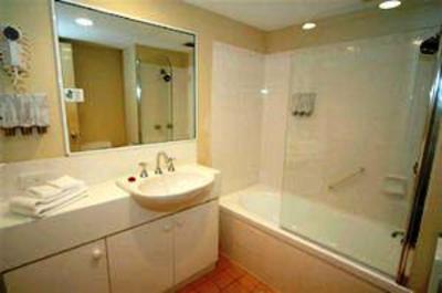 фото отеля Outrigger Resort Gold Coast