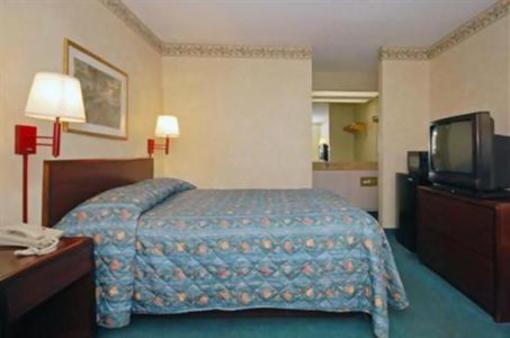 фото отеля Embassy Suites Birmingham
