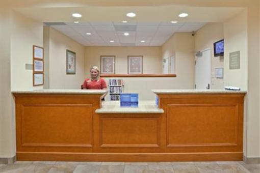 фото отеля Candlewood Suites - Portland Airport