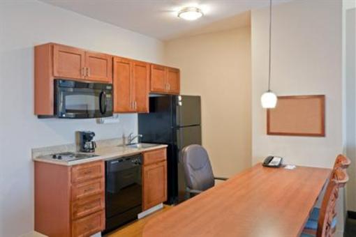 фото отеля Candlewood Suites - Portland Airport