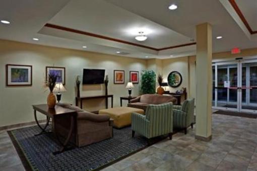 фото отеля Candlewood Suites - Portland Airport
