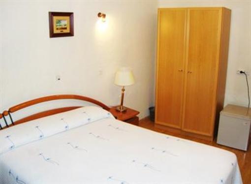 фото отеля Hostal Trevinca Madrid