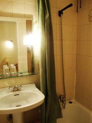 фото отеля Hostal Trevinca Madrid