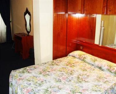 фото отеля Hostal Trevinca Madrid