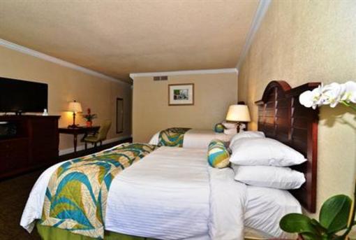 фото отеля BEST WESTERN Key Ambassador Resort Inn