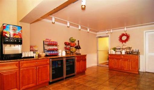 фото отеля BEST WESTERN Key Ambassador Resort Inn