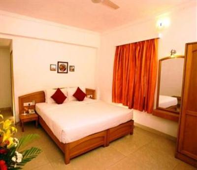 фото отеля Hotel Calangute Towers