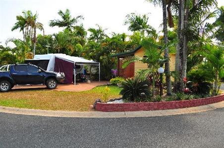 фото отеля Cairns Coconut Holiday Resort