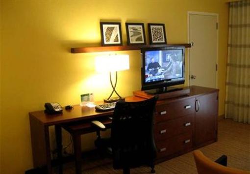 фото отеля Country Inn & Suites Dallas Love Field Medical Center