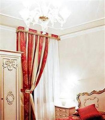 фото отеля Hotel San Luca Venice